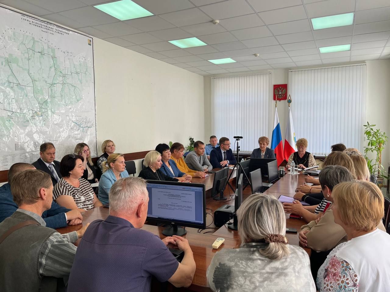 Антонина Галяшкина покинула пост главы Озинского района